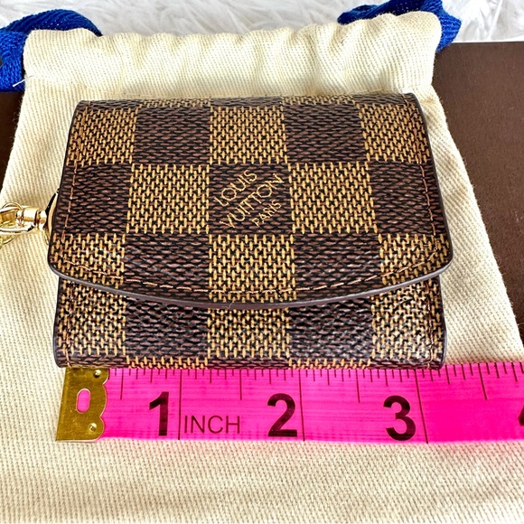 Louis Vuitton Damier Ebene keychain bag charm key fob holder custom key⦠- Picture 11 of 12